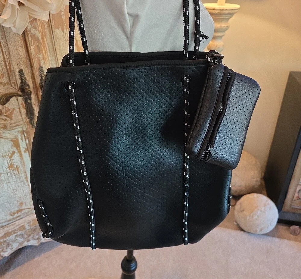 Everyday Black Tote with Detachable Pouch